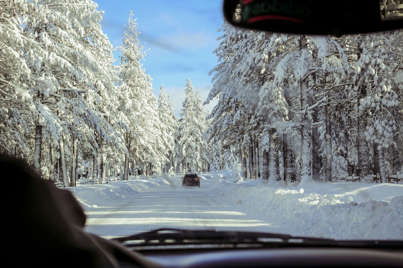 雪天路滑，开车小心