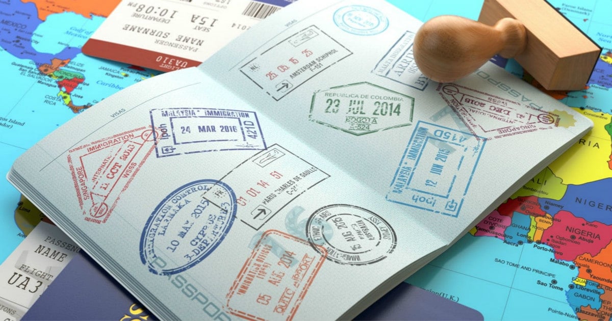 美国转学需要重新签证吗？