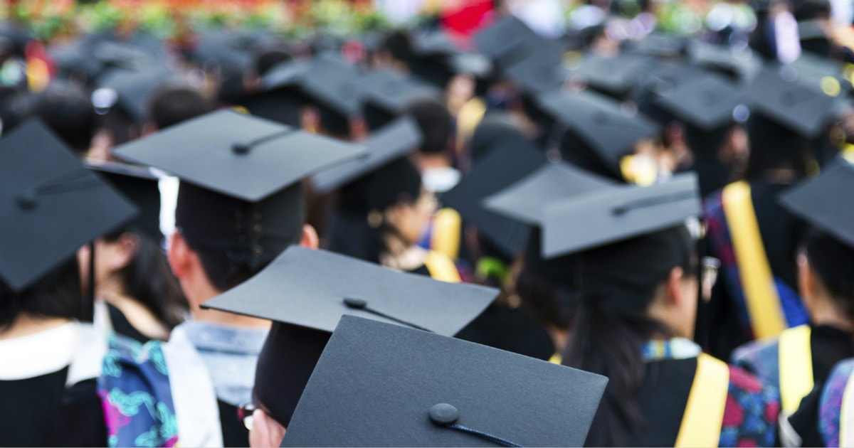 美国大学毕业季，那些拿不到毕业证的学生该怎么办？