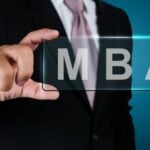 MBA学位如何影响着学生的职业前景?